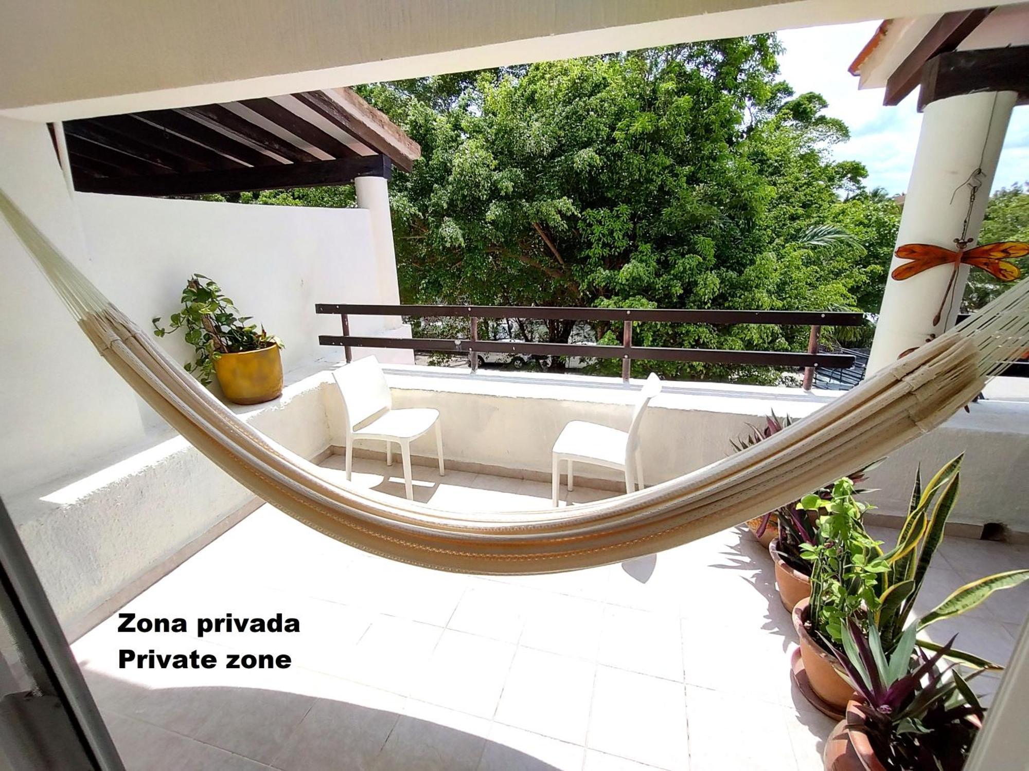 Private Rooms In A Hotel-Type Apartment - Super Located Puerto Aventuras Luaran gambar