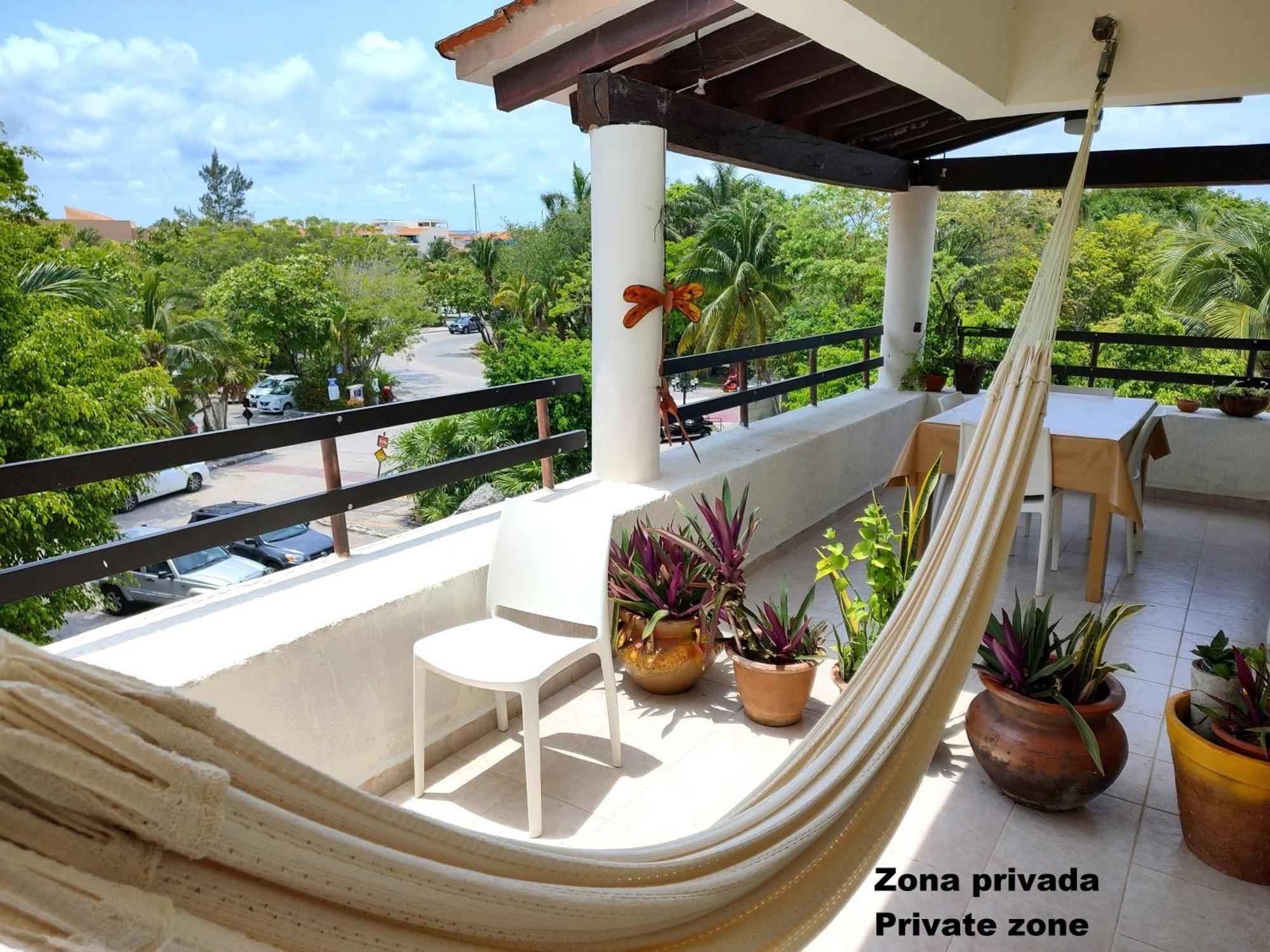 Private Rooms In A Hotel-Type Apartment - Super Located Puerto Aventuras Luaran gambar